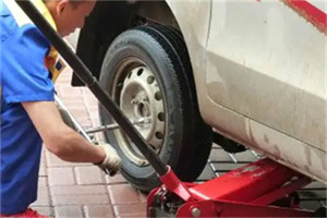 西湖附近拖车24小时服务热线电话