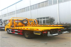 西湖附近拖车救援搭电